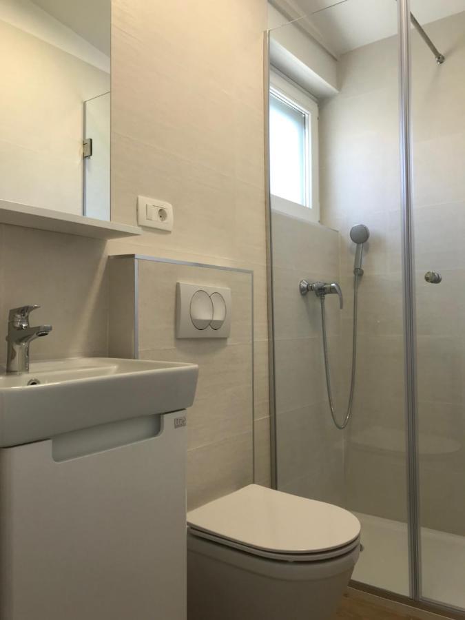 Apartments Haramincic M&B Stara Novalja Exteriör bild